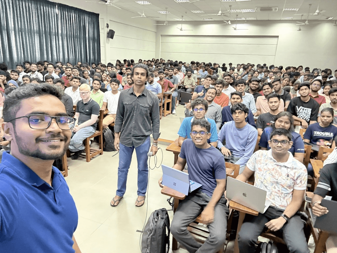 Lecture hall full of first-year students at the workshop